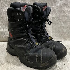 Red Wing men’s size 8 steel toe tall Boots with side zip
